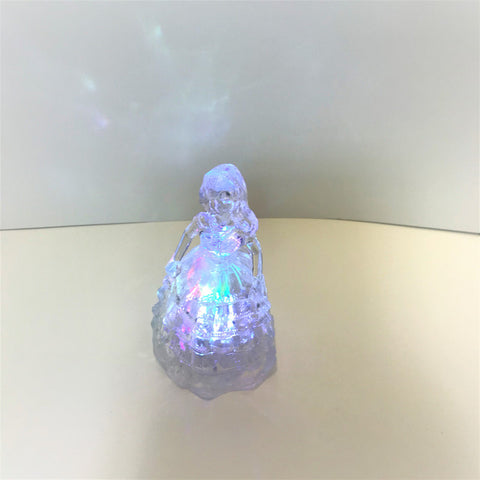 Figurine poupée 4''